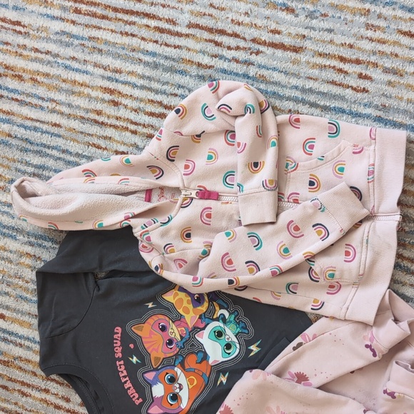 3 Girls 3T Long Sleeves - Picture 3 of 8